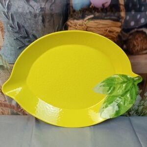 🌼 Lemon-Shaped Platter